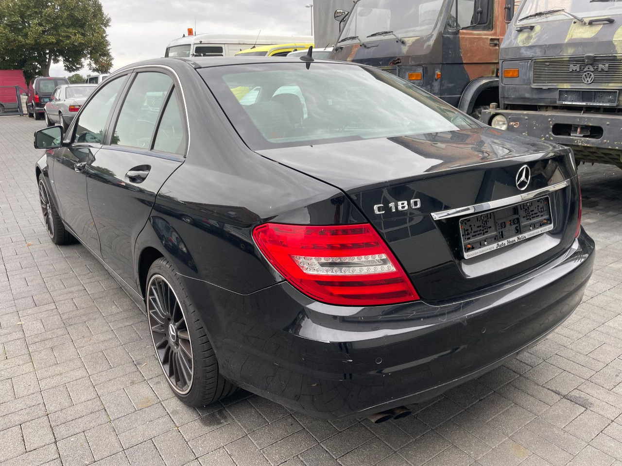 Mercedes-Benz C 180 C -Klasse Lim. C 180 CGI BlueEfficiency - Berline: photos 4 Mercedes-Benz C 180 C -Klasse Lim. C 180 CGI BlueEfficiency - Berline: photos 4