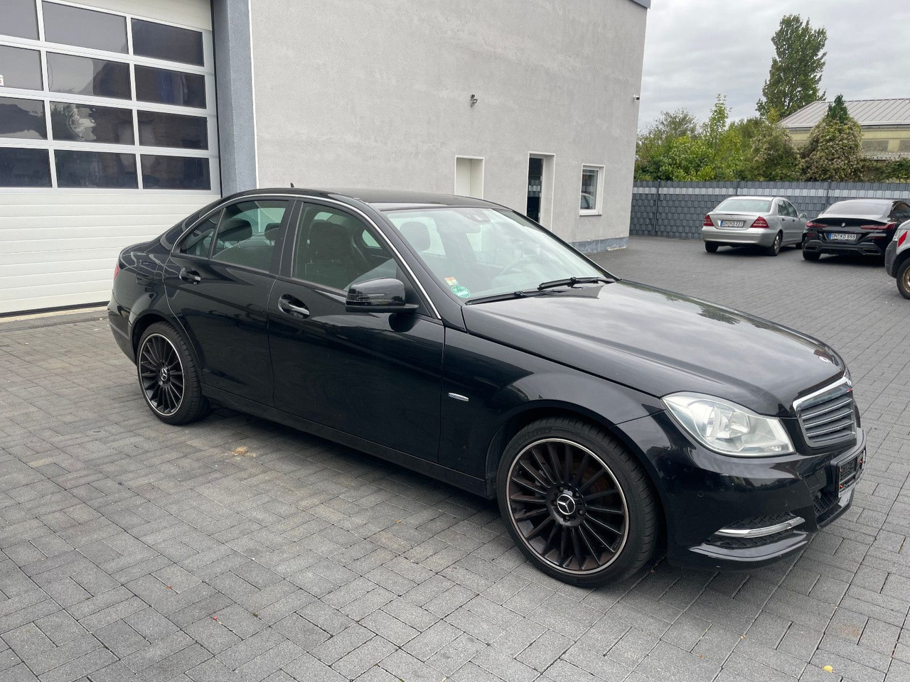 Mercedes-Benz C 180 C -Klasse Lim. C 180 CGI BlueEfficiency - Berline: photos 5 Mercedes-Benz C 180 C -Klasse Lim. C 180 CGI BlueEfficiency - Berline: photos 5