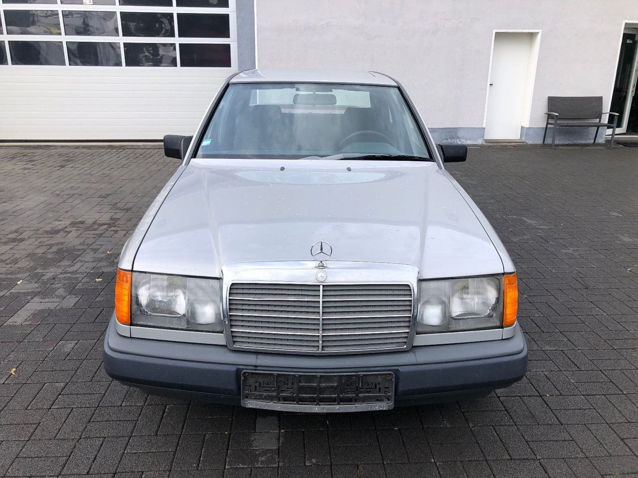 Mercedes-Benz W124 E 260 - Berline: photos 5 Mercedes-Benz W124 E 260 - Berline: photos 5