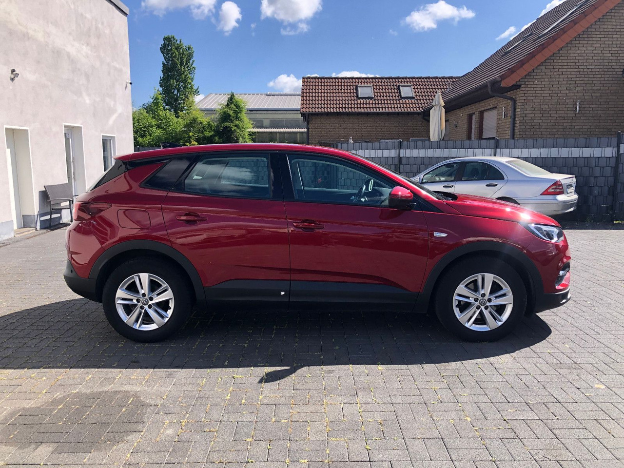 Opel Grandland (X) 1.5 D Automatik Business Edition - SUV: photos 4 Opel Grandland (X) 1.5 D Automatik Business Edition - SUV: photos 4