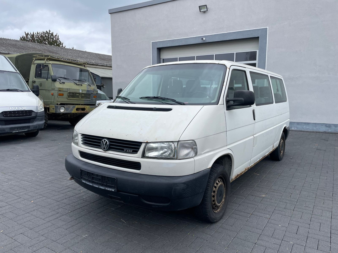 Volkswagen T4 Caravelle 2,5 TDI 75kW syncro lang, 9-Sitzer - Transport de personnes: photos 3 Volkswagen T4 Caravelle 2,5 TDI 75kW syncro lang, 9-Sitzer - Transport de personnes: photos 3