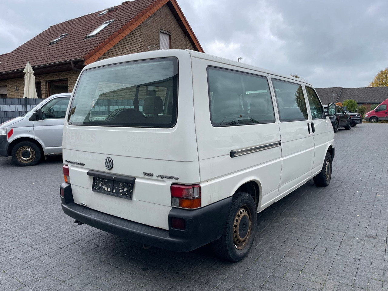 Volkswagen T4 Caravelle 2,5-l-Diesel TDI 75kW syncro lang - Transport de personnes: photos 2 Volkswagen T4 Caravelle 2,5-l-Diesel TDI 75kW syncro lang - Transport de personnes: photos 2