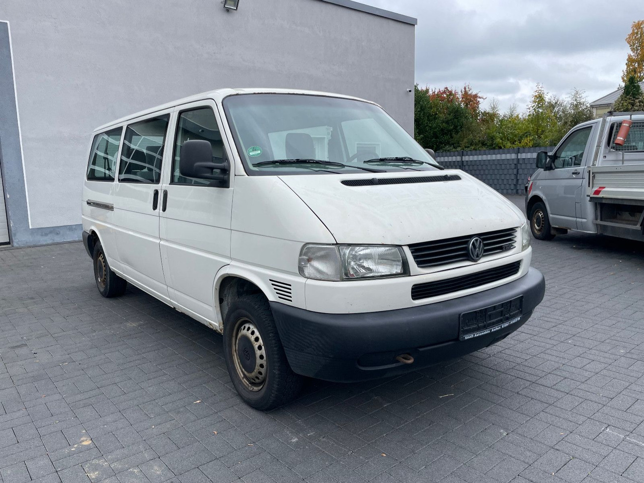 Volkswagen T4 Caravelle 2,5-l-Diesel TDI 75kW syncro lang - Transport de personnes: photos 1 Volkswagen T4 Caravelle 2,5-l-Diesel TDI 75kW syncro lang - Transport de personnes: photos 1