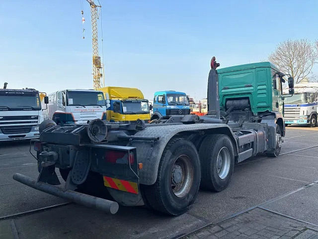 MAN TGA 26.360BB 6x4 FULL STEEL MULTILIFT HOOK-ARM (ZF16 MANUAL GEARBOX / FULL STEEL SUSPENSION / REDUCTION AXLES / AIRCONDITIONING) - Camion ampliroll: photos 3 MAN TGA 26.360BB 6x4 FULL STEEL MULTILIFT HOOK-ARM (ZF16 MANUAL GEARBOX / FULL STEEL SUSPENSION / REDUCTION AXLES / AIRCONDITIONING) - Camion ampliroll: photos 3