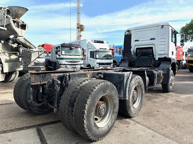 MAN TGA 33.460 6x4 FULL STEEL CHASSIS (6-CILINDER HEADS) (ZF16 MANUAL GEARBOX / FULL STEEL SUSPENSION / REDUCTIONS AXLES / AIRCONDIT - Châssis cabine: photos 3 MAN TGA 33.460 6x4 FULL STEEL CHASSIS (6-CILINDER HEADS) (ZF16 MANUAL GEARBOX / FULL STEEL SUSPENSION / REDUCTIONS AXLES / AIRCONDIT - Châssis cabine: photos 3