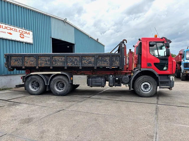 Renault Premium Lander 320DXI 6x4 FULL STEEL CHASSIS WITH MULTILIFT HOOK-ARM SYSTEM (MANUAL GEARBOX / FULL STEEL SUSPENSION / REDUCTION - Camion ampliroll: photos 4 Renault Premium Lander 320DXI 6x4 FULL STEEL CHASSIS WITH MULTILIFT HOOK-ARM SYSTEM (MANUAL GEARBOX / FULL STEEL SUSPENSION / REDUCTION - Camion ampliroll: photos 4