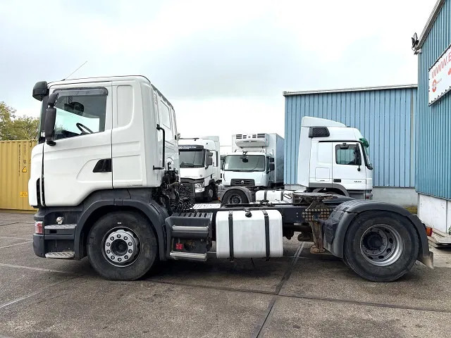 Scania R380 LA 4x2 DAYCAB (EURO 3 / 12 GEARS MANUAL GEARBOX / RETARDER / HYDRAULIC KIT / P.T.O.) - Tracteur routier: photos 5 Scania R380 LA 4x2 DAYCAB (EURO 3 / 12 GEARS MANUAL GEARBOX / RETARDER / HYDRAULIC KIT / P.T.O.) - Tracteur routier: photos 5