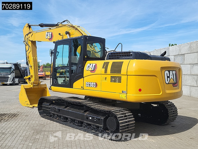 Caterpillar 323 D3 - Pelle sur chenille: photos 3 Caterpillar 323 D3 - Pelle sur chenille: photos 3