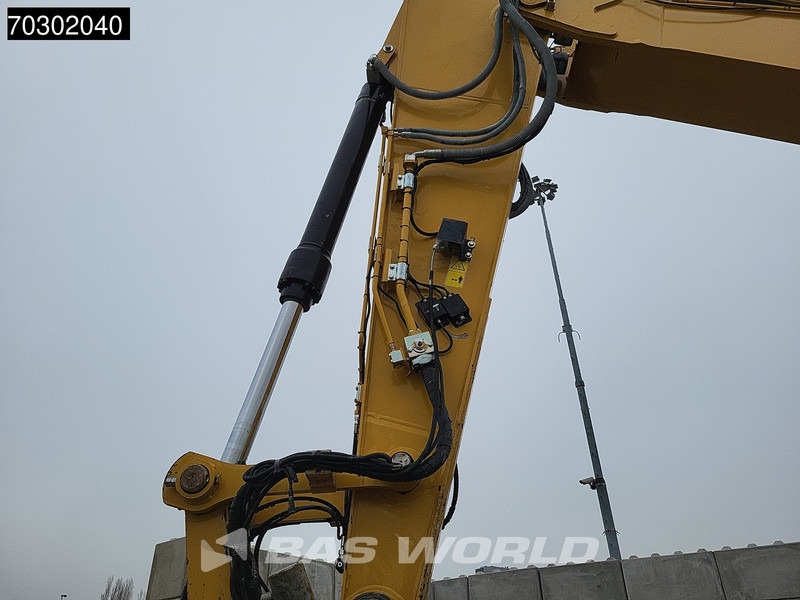 Pelle sur chenille Caterpillar 335 FL CR OilQuick - 3 Buckets: photos 13