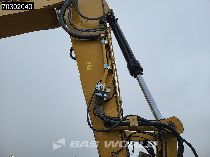 Pelle sur chenille Caterpillar 335 FL CR OilQuick - 3 Buckets: photos 14