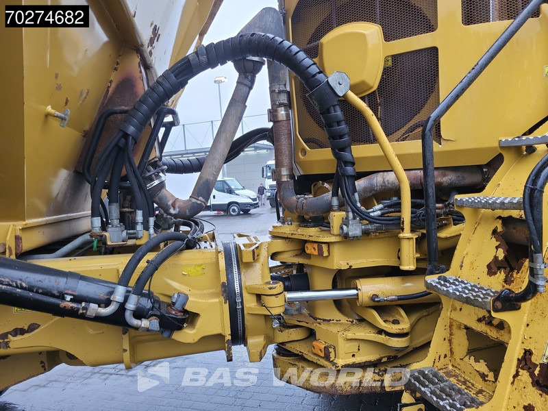 Tombereau articulé Caterpillar 740 B: photos 18
