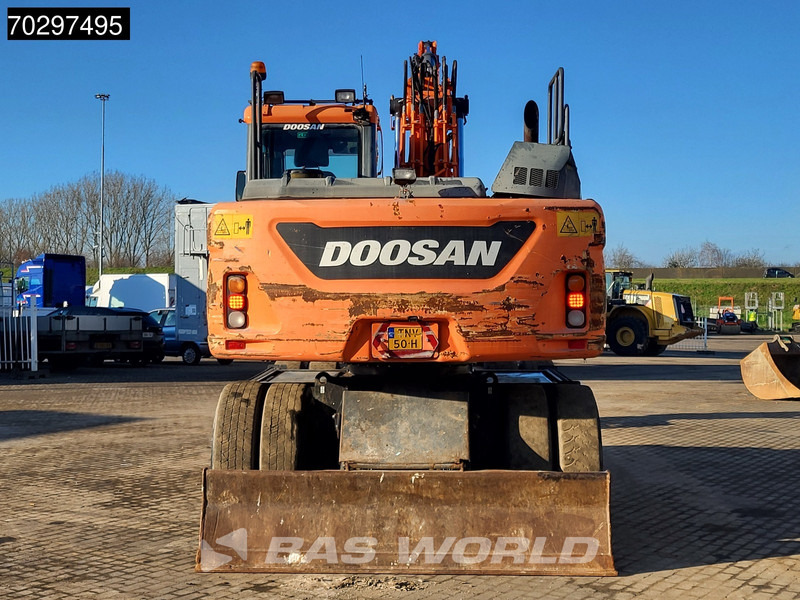 Doosan DX170W -5 - Pelle sur pneus: photos 3 Doosan DX170W -5 - Pelle sur pneus: photos 3
