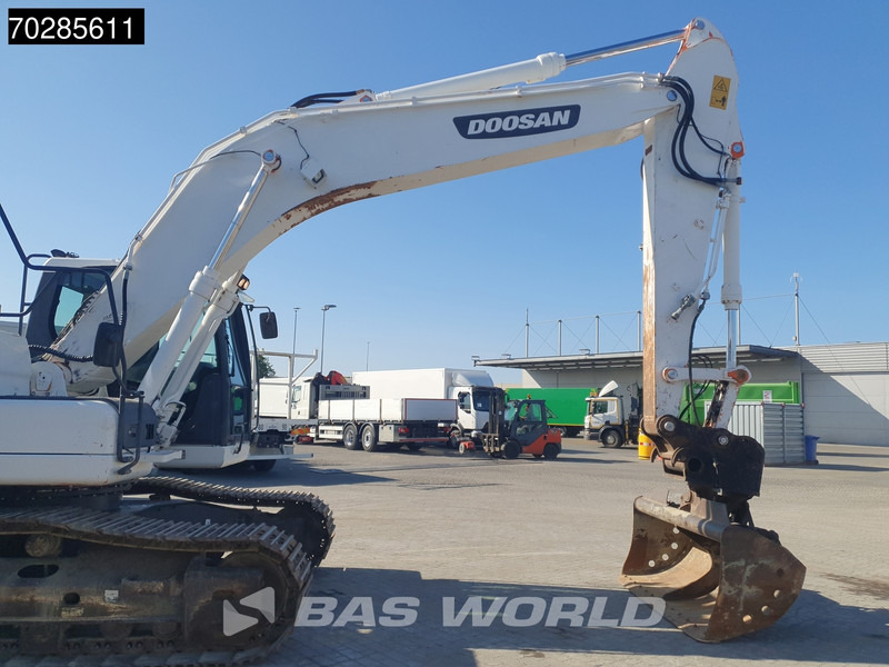 Pelle sur chenille Doosan DX225 LC-3 3 BUCKETS: photos 10