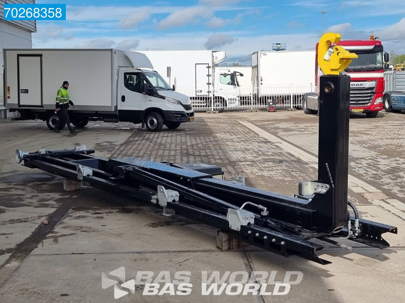 HYVA Hyva 20-65 S Hooklift 8X4 HYVA 20-65 S 20tons Hooklift NEW! - Camion ampliroll: photos 2 HYVA Hyva 20-65 S Hooklift 8X4 HYVA 20-65 S 20tons Hooklift NEW! - Camion ampliroll: photos 2