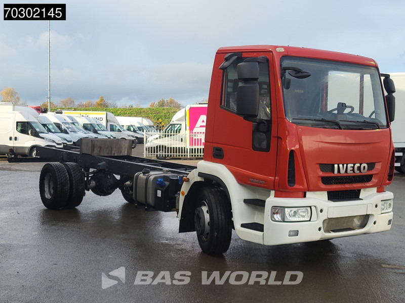 Iveco Eurocargo 160E320 4X2 NEW! 16T chassis 2016 production Euro 6 - Châssis cabine: photos 3 Iveco Eurocargo 160E320 4X2 NEW! 16T chassis 2016 production Euro 6 - Châssis cabine: photos 3