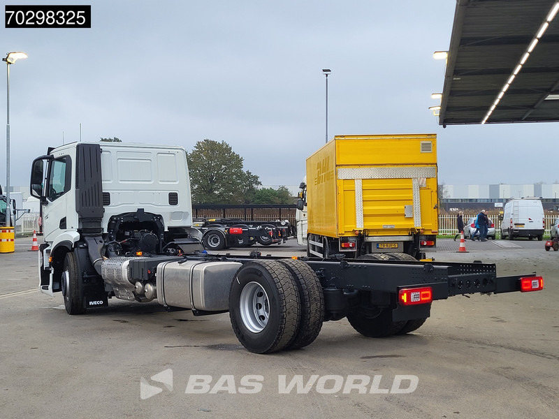 Iveco S-Way 340 4X2 NEW! Chassis Automatic LED Navi ACC Euro 6 - Châssis cabine: photos 2 Iveco S-Way 340 4X2 NEW! Chassis Automatic LED Navi ACC Euro 6 - Châssis cabine: photos 2