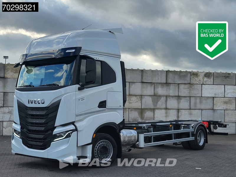 Iveco S-Way 460 4X2 NEW! BDF Navi ACC LED Automatic Euro 6 - Camion porte-conteneur/ Caisse mobile: photos 1 Iveco S-Way 460 4X2 NEW! BDF Navi ACC LED Automatic Euro 6 - Camion porte-conteneur/ Caisse mobile: photos 1