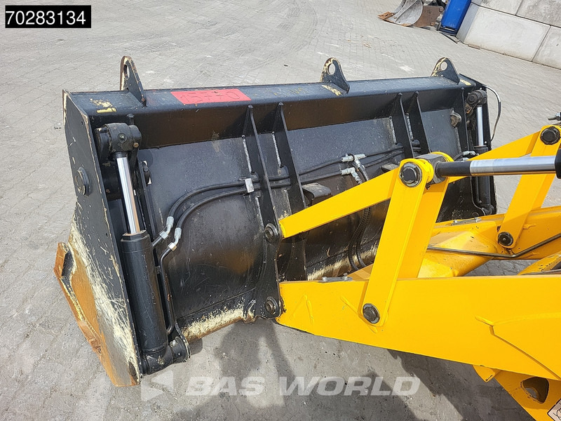 Tractopelle JCB 3CX: photos 18