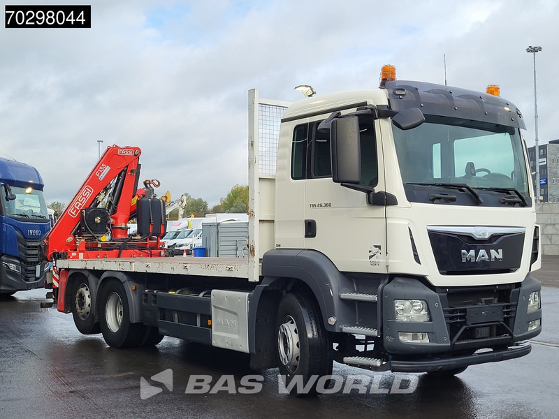 Camion plateau, Camion grue MAN TGS 26.360 6X2 Fassi F135A.0.22 Lift-Axle Euro 6: photos 10 Camion plateau, Camion grue MAN TGS 26.360 6X2 Fassi F135A.0.22 Lift-Axle Euro 6: photos 10