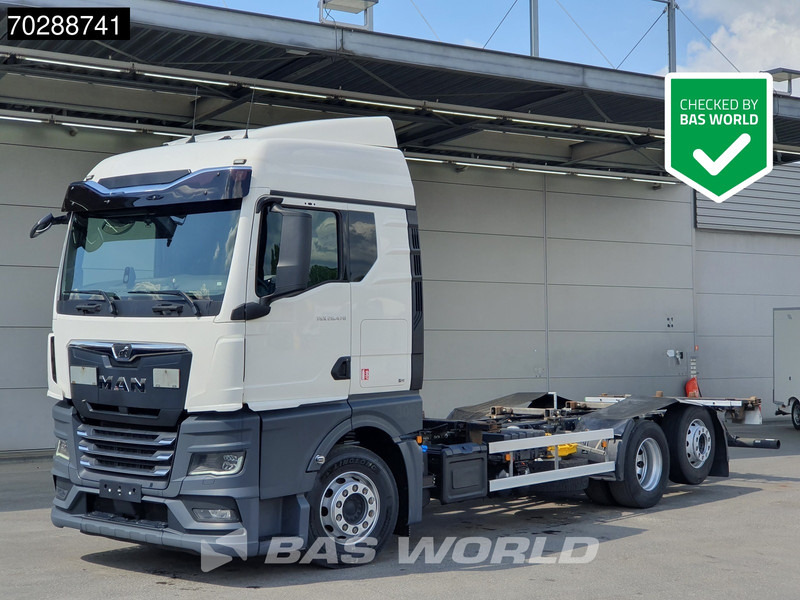 MAN TGX 26.470 6X2 BDF Retarder Liftachse LED Euro 6 - Camion porte-conteneur/ Caisse mobile: photos 1 MAN TGX 26.470 6X2 BDF Retarder Liftachse LED Euro 6 - Camion porte-conteneur/ Caisse mobile: photos 1