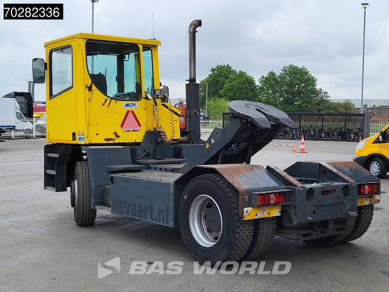 MOL YT200/4X2 4X2 Big-Axle Drumbrakes Hebesattel - Tracteur portuaire: photos 2 MOL YT200/4X2 4X2 Big-Axle Drumbrakes Hebesattel - Tracteur portuaire: photos 2