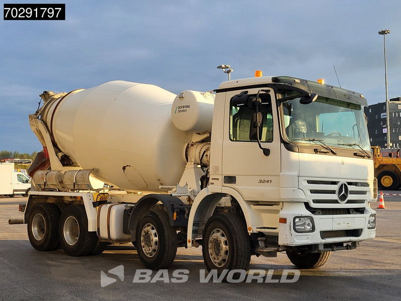Mercedes-Benz Actros 3241 8X4 Retarder 9m3 Stetter Steelsuspension 3-Pedals Euro 4 - Camion malaxeur: photos 3 Mercedes-Benz Actros 3241 8X4 Retarder 9m3 Stetter Steelsuspension 3-Pedals Euro 4 - Camion malaxeur: photos 3