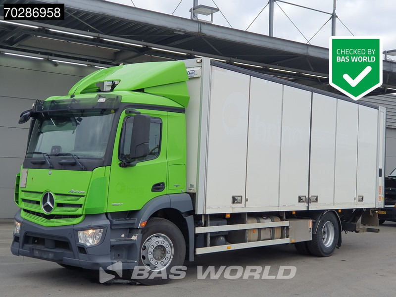 Mercedes-Benz Antos 1827 Antos 4X2 2000kg Ladebordwand Automatic Xenon Euro 6 - Camion fourgon: photos 1 Mercedes-Benz Antos 1827 Antos 4X2 2000kg Ladebordwand Automatic Xenon Euro 6 - Camion fourgon: photos 1