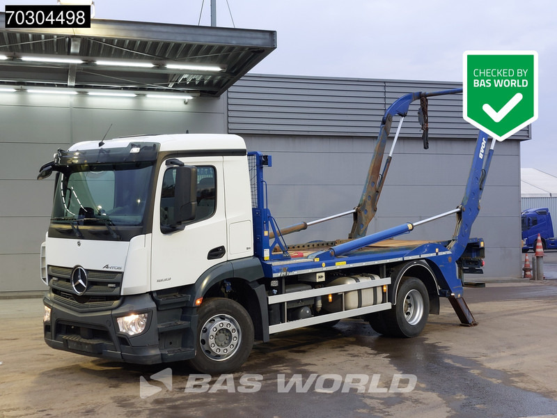 Mercedes-Benz Antos 1833 4X2 14 tons JOAB VL 14U Skiploader Automatic Full Air suspension Euro 6 - Camion multibenne: photos 1 Mercedes-Benz Antos 1833 4X2 14 tons JOAB VL 14U Skiploader Automatic Full Air suspension Euro 6 - Camion multibenne: photos 1