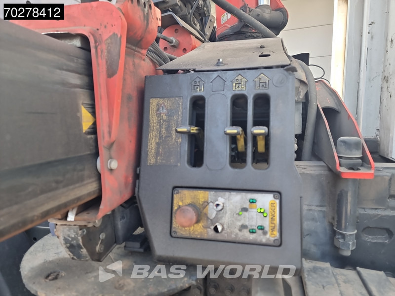 Camion plateau, Camion grue Mercedes-Benz Arocs 1830 4X2 Palfinger PK12.002 EH B Remote Full Steel Big-Axle Euro 6: photos 17