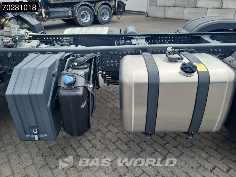 Mercedes-Benz Arocs 2636 6X4 NEW Steelsuspension chassis Flywheel PTO Big-Axle Automatic Euro 6 - Châssis cabine: photos 2 Mercedes-Benz Arocs 2636 6X4 NEW Steelsuspension chassis Flywheel PTO Big-Axle Automatic Euro 6 - Châssis cabine: photos 2