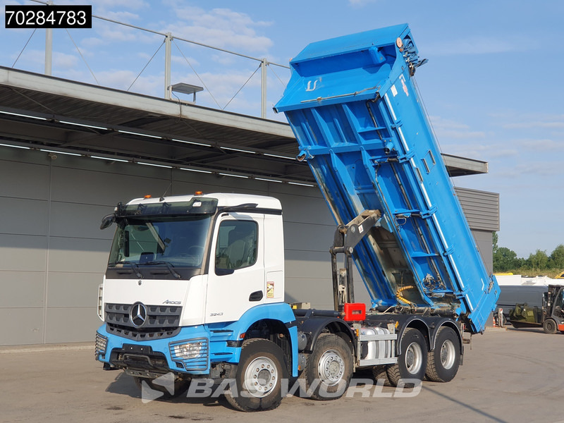 Mercedes-Benz Arocs 3243 8X4 14m3 2-side tipper Big-Axle Steelsuspension Navi Euro 6 - Camion benne: photos 3 Mercedes-Benz Arocs 3243 8X4 14m3 2-side tipper Big-Axle Steelsuspension Navi Euro 6 - Camion benne: photos 3