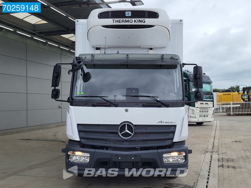 Crédit-bail de Mercedes-Benz Atego 1218 4X2 12tonner Thermo King T-1200R Automatic Euro 6 Mercedes-Benz Atego 1218 4X2 12tonner Thermo King T-1200R Automatic Euro 6: photos 6