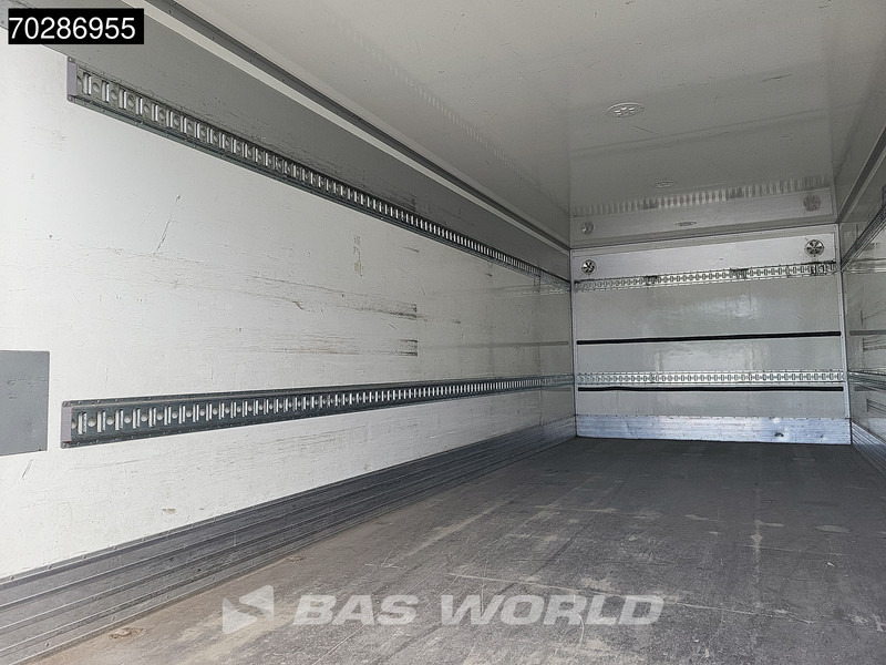 Camion fourgon Mercedes-Benz Atego 1223 Atego 4X2 12tonner 2000kg Ladebordwand Full air suspension Automatic Euro 6: photos 11