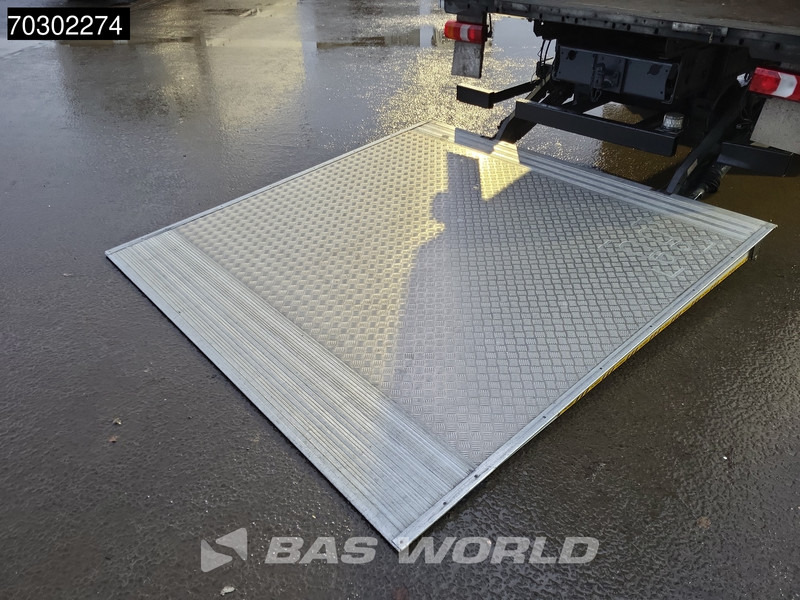 Camion fourgon Mercedes-Benz Atego 1224 Atego 4X2 6-Cylinder 12t Automatic 1500kg Tail Gate Euro 6: photos 20