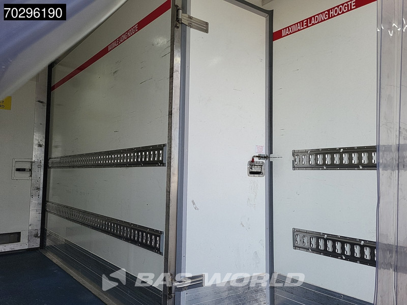 Crédit-bail de Mitsubishi 7C18 Mitsubishi 4X2 100% Electric NL-Truck Carrier Vatna 400 H cooler Ladebordwand Navi Automatic Mitsubishi 7C18 Mitsubishi 4X2 100% Electric NL-Truck Carrier Vatna 400 H cooler Ladebordwand Navi Automatic: photos 14 Crédit-bail de Mitsubishi 7C18 Mitsubishi 4X2 100% Electric NL-Truck Carrier Vatna 400 H cooler Ladebordwand Navi Automatic Mitsubishi 7C18 Mitsubishi 4X2 100% Electric NL-Truck Carrier Vatna 400 H cooler Ladebordwand Navi Automatic: photos 14