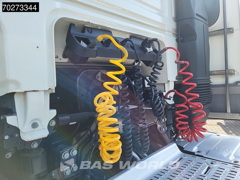 DAF XF 440 4X2 NL-Truck SSC Retarder 2X Tanks - Tracteur routier: photos 5 DAF XF 440 4X2 NL-Truck SSC Retarder 2X Tanks - Tracteur routier: photos 5