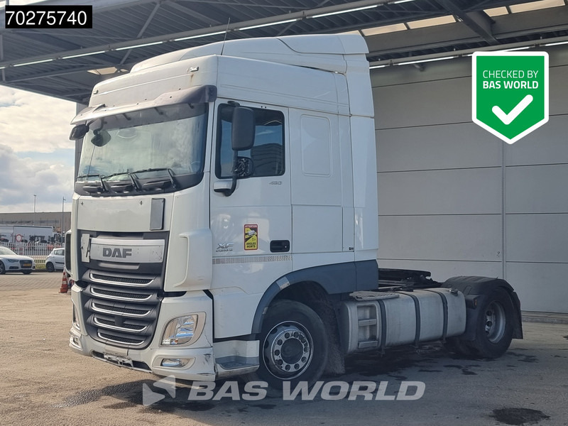 DAF XF 460 4X2 SC Retarder 2x Tanks ACC Standklima - Tracteur routier: photos 1 DAF XF 460 4X2 SC Retarder 2x Tanks ACC Standklima - Tracteur routier: photos 1