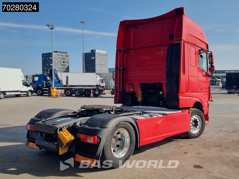 DAF XF 460 4X2 SSC Retarder 2xTanks Standklima Euro 6 - Tracteur routier: photos 5 DAF XF 460 4X2 SSC Retarder 2xTanks Standklima Euro 6 - Tracteur routier: photos 5