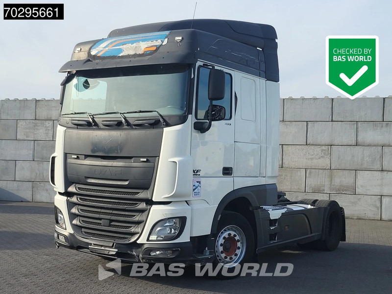 DAF XF 460 XF 4X2 SC ACC LED Euro 6 - Tracteur routier: photos 1 DAF XF 460 XF 4X2 SC ACC LED Euro 6 - Tracteur routier: photos 1