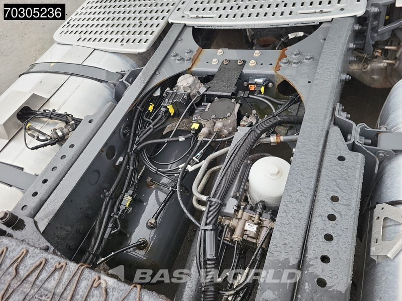 Tracteur routier DAF XF 480 4X2 SC 2x Tanks 80% Tyres: photos 15 Tracteur routier DAF XF 480 4X2 SC 2x Tanks 80% Tyres: photos 15