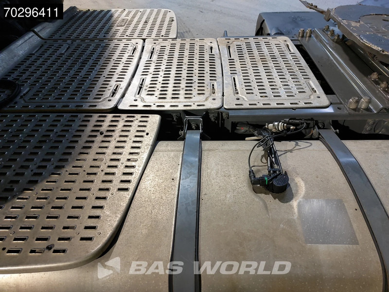 DAF XF 480 XF 4X2 SC ACC Euro 6 - Tracteur routier: photos 2 DAF XF 480 XF 4X2 SC ACC Euro 6 - Tracteur routier: photos 2