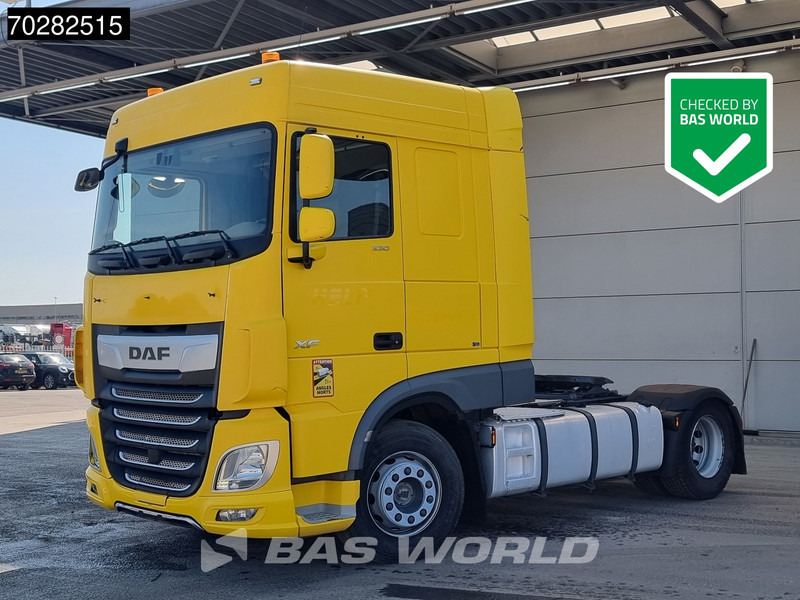DAF XF 530 4X2 SC Full-Air Navi - Tracteur routier: photos 1 DAF XF 530 4X2 SC Full-Air Navi - Tracteur routier: photos 1