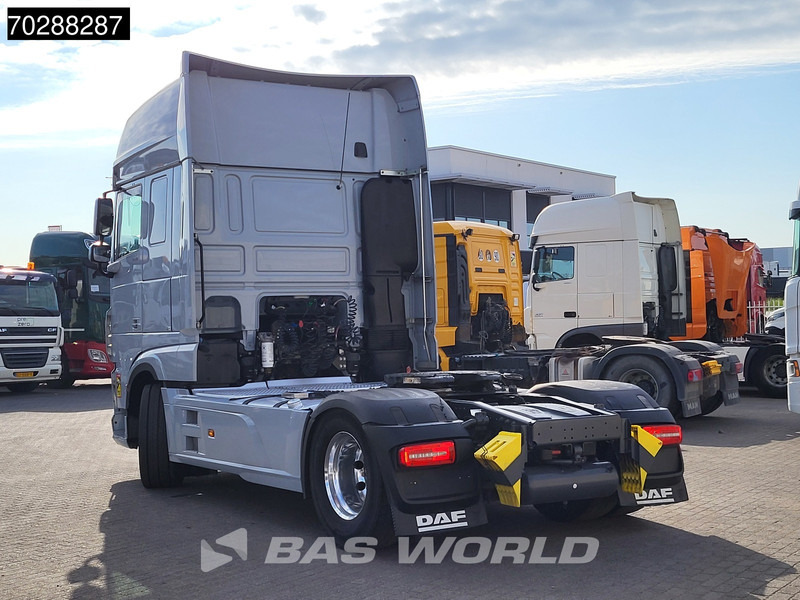 DAF XF 530 4X2 SSC Standklima ACC 2x Tanks Navi Euro 6 - Tracteur routier: photos 2 DAF XF 530 4X2 SSC Standklima ACC 2x Tanks Navi Euro 6 - Tracteur routier: photos 2