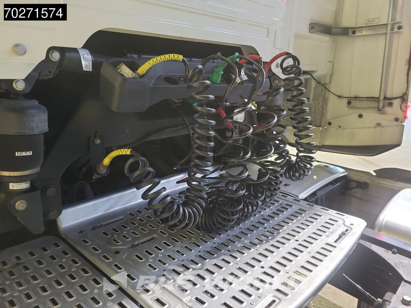 Crédit-bail de DAF XG+ 530 4X2 Retarder 2x Tanks Standklima Leather Alcoa's DAF XG+ 530 4X2 Retarder 2x Tanks Standklima Leather Alcoa's: photos 11