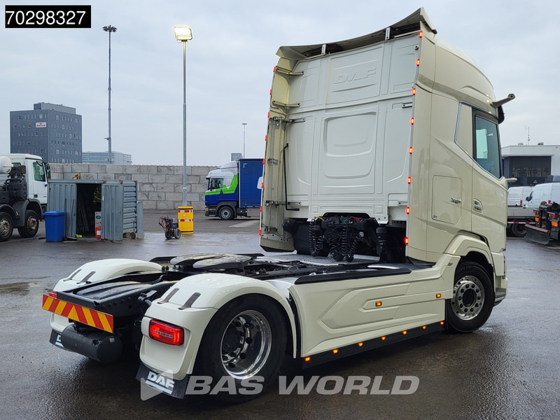 DAF XG+ 530 4X2 Top Condition! XG+ Retarder 2xTanks Leather Alcoa's Standklima ACC Euro 6 - Tracteur routier: photos 5 DAF XG+ 530 4X2 Top Condition! XG+ Retarder 2xTanks Leather Alcoa's Standklima ACC Euro 6 - Tracteur routier: photos 5