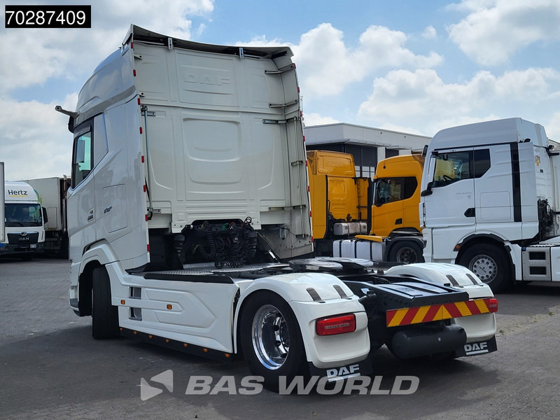 DAF XG+ 530 XG+ 4X2 Retarder 2x Tanks Standklima Leather Alcoa's - Tracteur routier: photos 2 DAF XG+ 530 XG+ 4X2 Retarder 2x Tanks Standklima Leather Alcoa's - Tracteur routier: photos 2