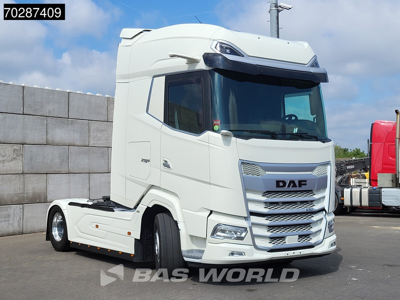 DAF XG+ 530 XG+ 4X2 Retarder 2x Tanks Standklima Leather Alcoa's - Tracteur routier: photos 3 DAF XG+ 530 XG+ 4X2 Retarder 2x Tanks Standklima Leather Alcoa's - Tracteur routier: photos 3