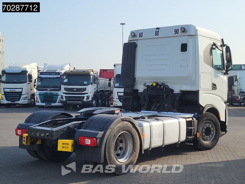 Iveco S-Way 570 4X2 Retarder Navi ACC LED Euro 6 - Tracteur routier: photos 5 Iveco S-Way 570 4X2 Retarder Navi ACC LED Euro 6 - Tracteur routier: photos 5