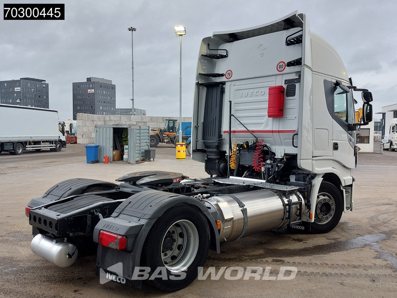 Iveco Stralis 460 4X2 LNG! Retarder 2x tanks Euro 6 - Tracteur routier: photos 5 Iveco Stralis 460 4X2 LNG! Retarder 2x tanks Euro 6 - Tracteur routier: photos 5