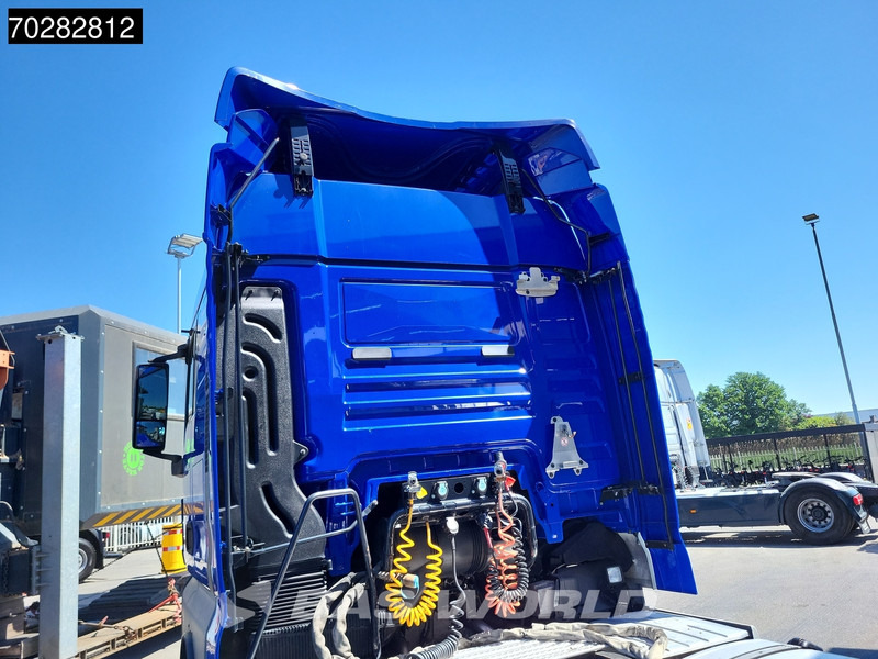 MAN TGX 18.460 4X2 XLX Mega Retarder 2x Tanks Standklima Hydraulik - Tracteur routier: photos 3 MAN TGX 18.460 4X2 XLX Mega Retarder 2x Tanks Standklima Hydraulik - Tracteur routier: photos 3